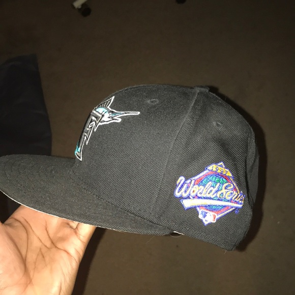 1997 Grey Bottom ( Size 7  3/8) - Picture 3 of 3